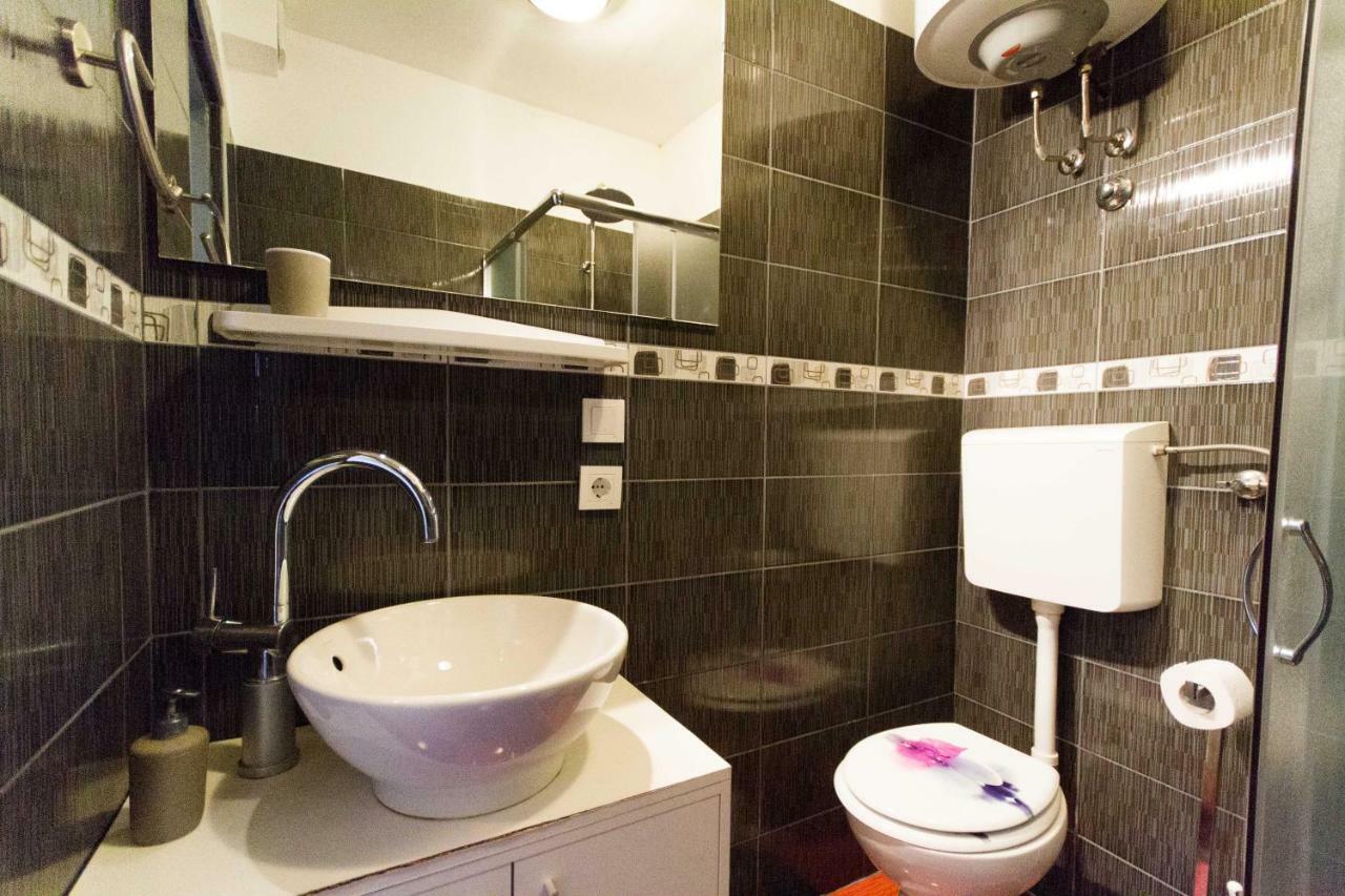 Apartment T & D Póla Kültér fotó